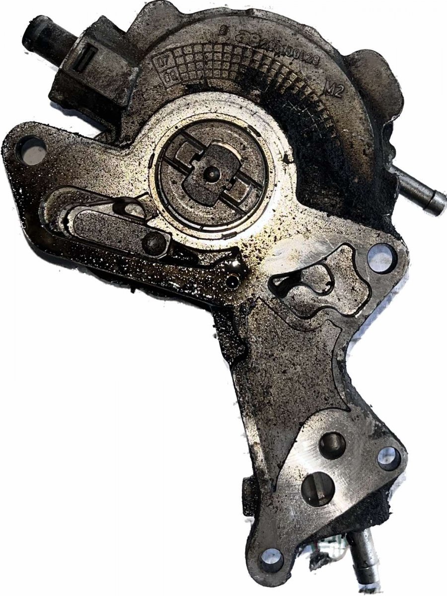 Volkswagen Transporter (T5, Caravelle, Multivan) Fuel injection pump, diesel 038145209P Fuel injection pump, diesel VW TRANS...