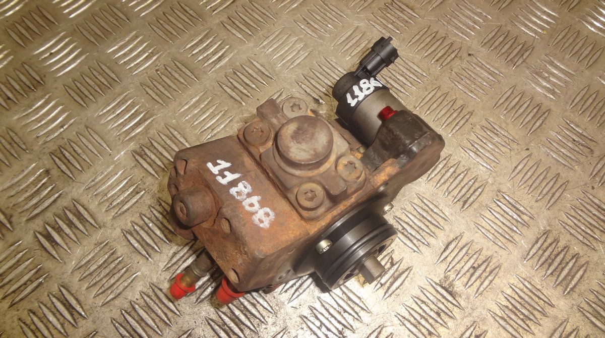 Opel Astra (H) Fuel injection pump, diesel 0445010157 Fuel injection pump, diesel OPEL AST...