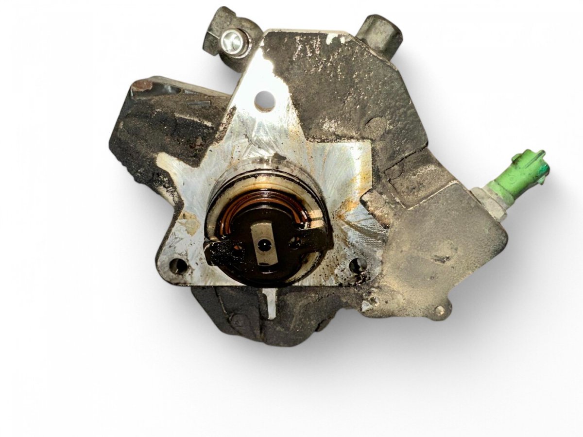 Volvo C30 Fuel injection pump, diesel 0445010111 30756125 36001127 31303475 30756125 ...