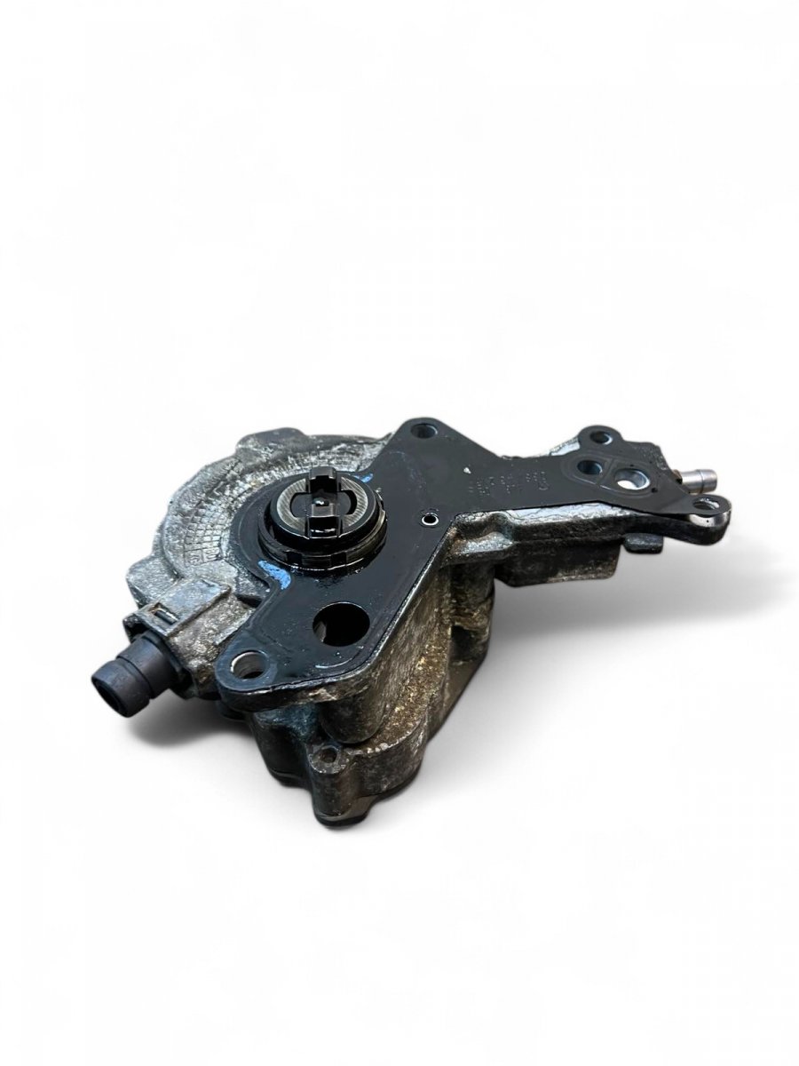 Volkswagen Transporter (T5, Caravelle, Multivan) Fuel injection pump, diesel 038145209P Fuel injection pump, diesel VW TRANS...