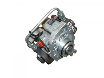 221000R011 Горивна инжекционна помпа, дизел TOYOTA AVENSIS (T250) (2003-2008)