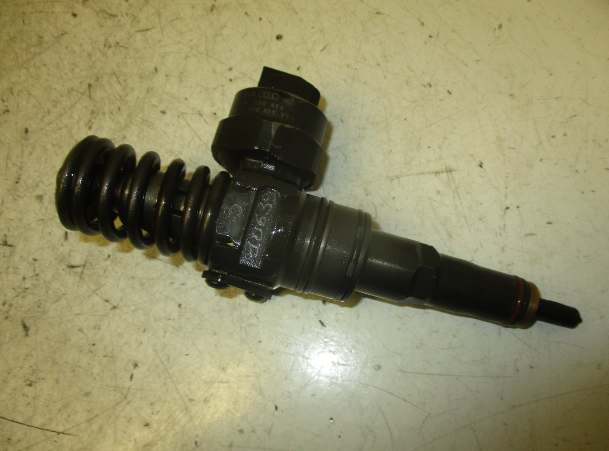 Volkswagen Golf 3 Fuel Injector 0414720007 Fuel Injector VW GOLF IV (1J) (1997-...