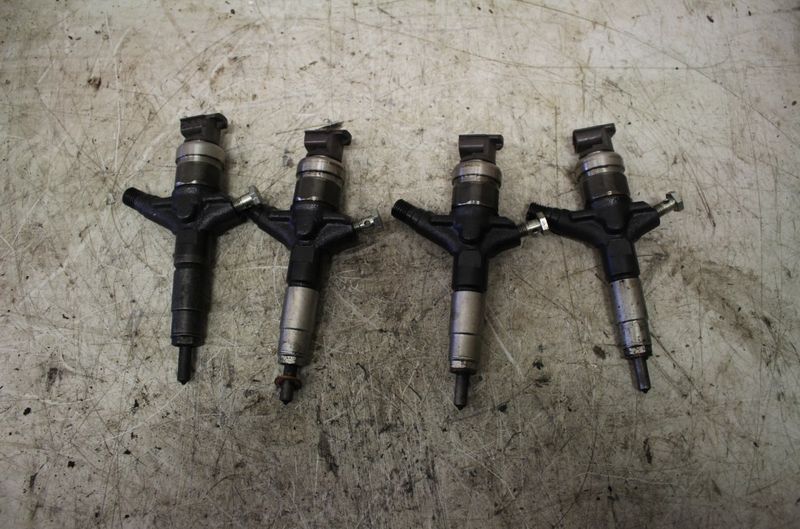 Fuel Injector SUBARU LEGACY IV / Outback (2003-2009)