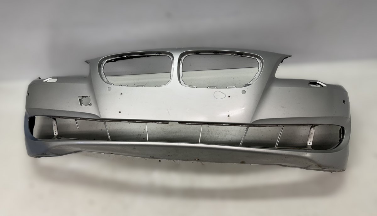 BMW 5 (F10 / F11) front bumper 51117200712 Front Bumper BMW 5 (F10, F11) (2010...