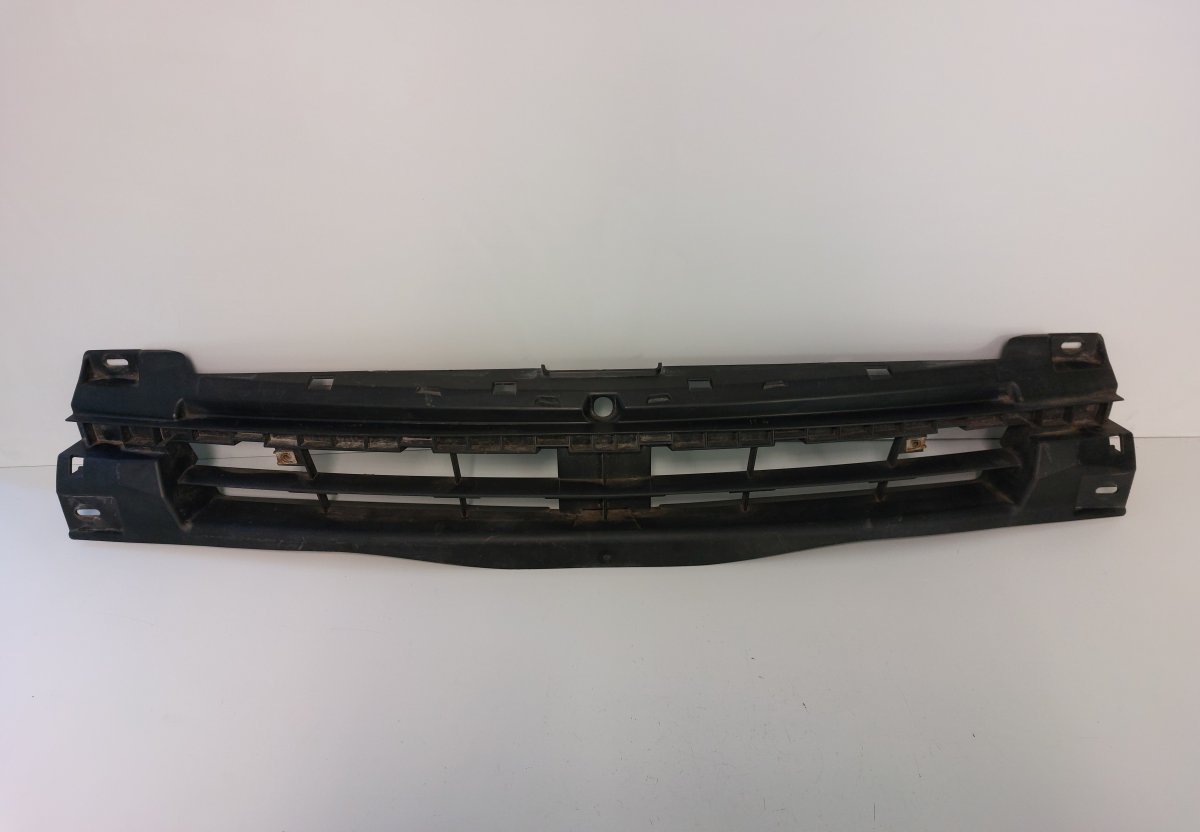 Renault Trafic Front panel 620300102R 93857535 Front panel RENAULT TRAFIC ...