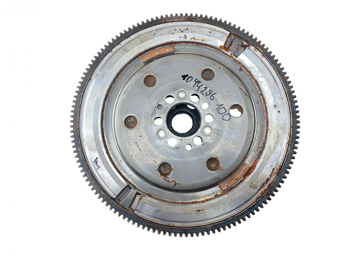 Nissan X-Trail / Rogue маховик 123101804R Flywheel NISSAN X-TRAIL (T32_) (10.1...