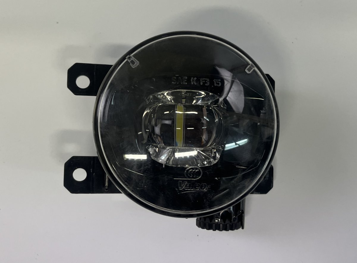 Citroen C4 Fog Lamp Front Left 90092347 Fog Lamp Front Left CITROËN C4 III / X...
