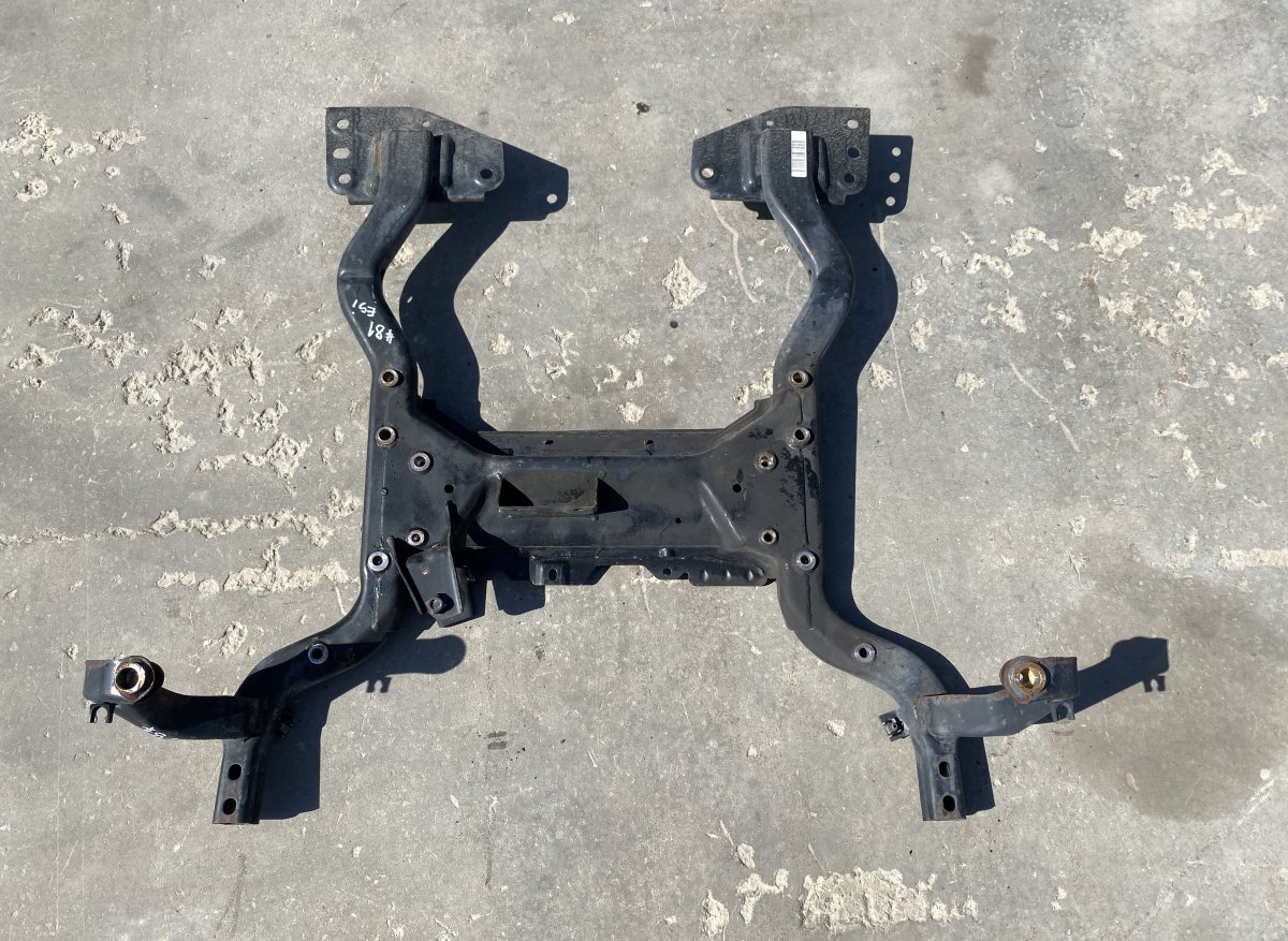 Mini One, Cooper (R50 / R52 / R53) Front Axle Beam 6763721 Front Axle Beam MINI MINI I (2001-2007)...