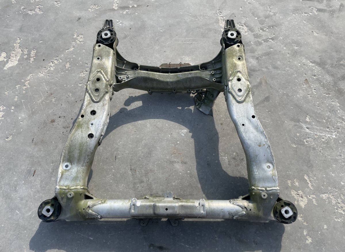 Honda Legend Front Axle Beam 50100SJAJ00 Front Axle Beam HONDA LEGEND IV (KB...