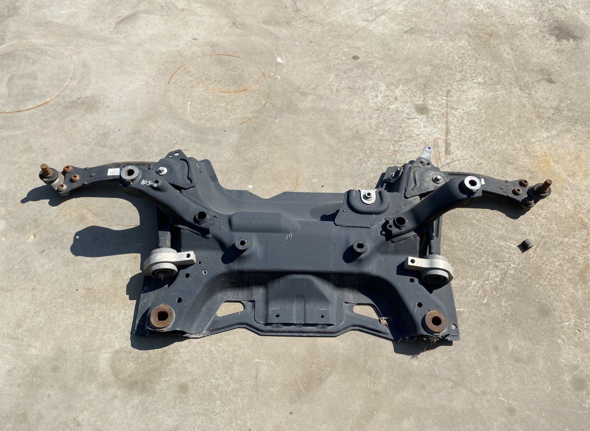 7CAA38 Front Axle Beam PEUGEOT 508 I (W23) (2010-2018)