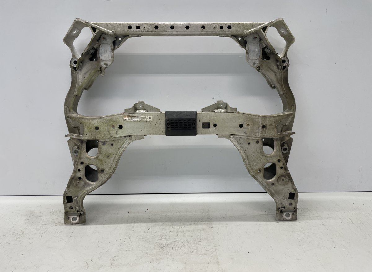 BMW 1 (E81 / E82 / E87 / E88) Front Axle Beam 31116785639 Front Axle Beam BMW 1 (E81, E82, E8...
