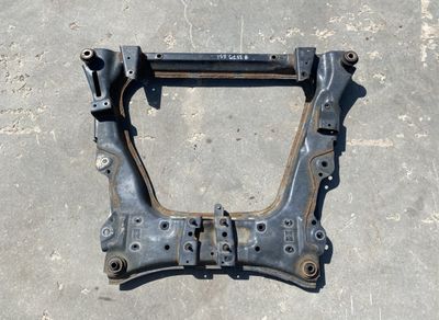 544003NK0A Poutre d&#39;essieu avant NISSAN LEAF I (ZE0) (2010-2017)