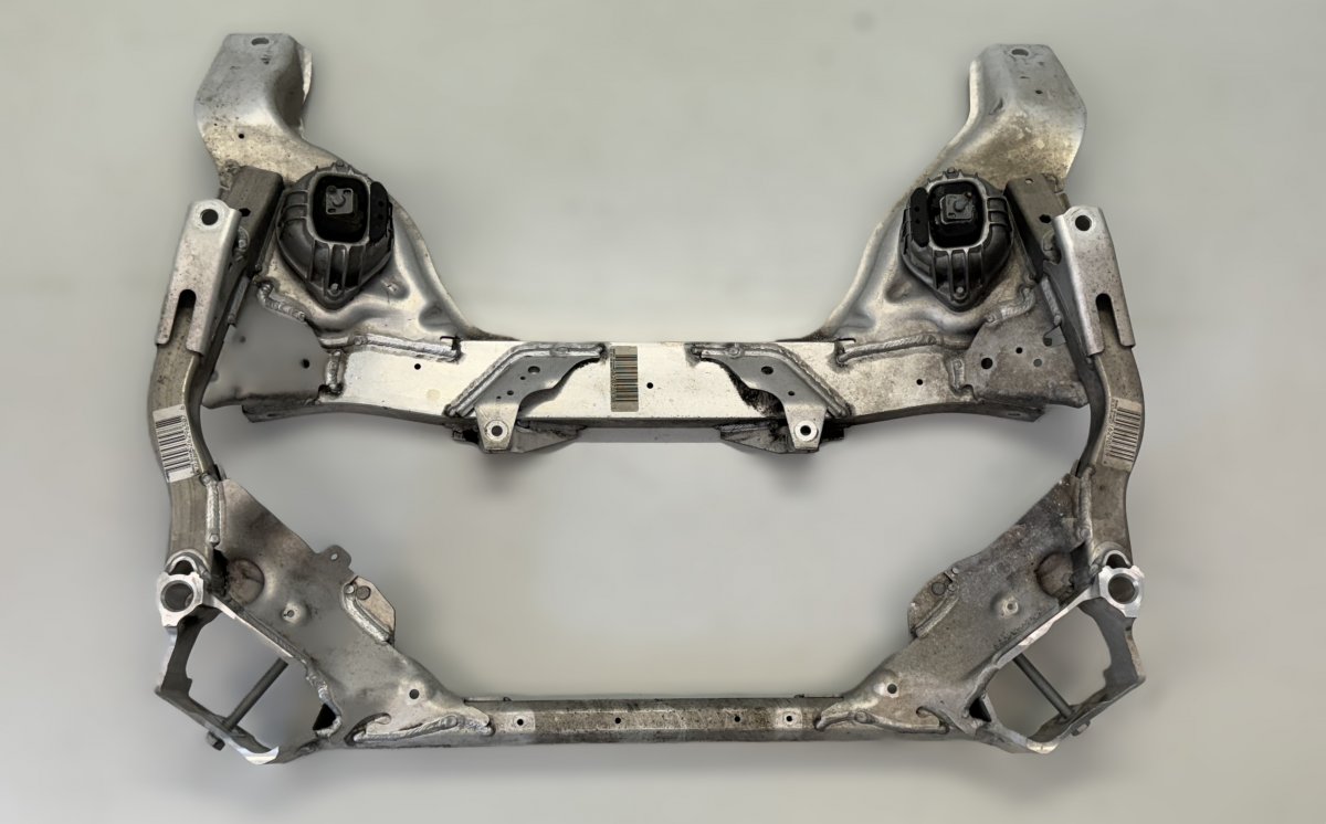 BMW 3 (E90 / E91 / E92 / E93) Front Axle Beam 31116785639 Front Axle Beam BMW 3 (E90, E91, E9...