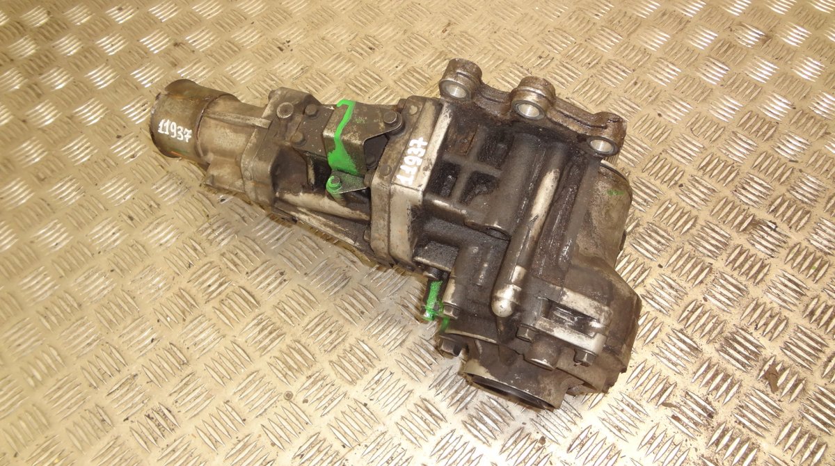 Jeep Compass Front axle differential P05273456AB 05273456AB Front axle Differential ...