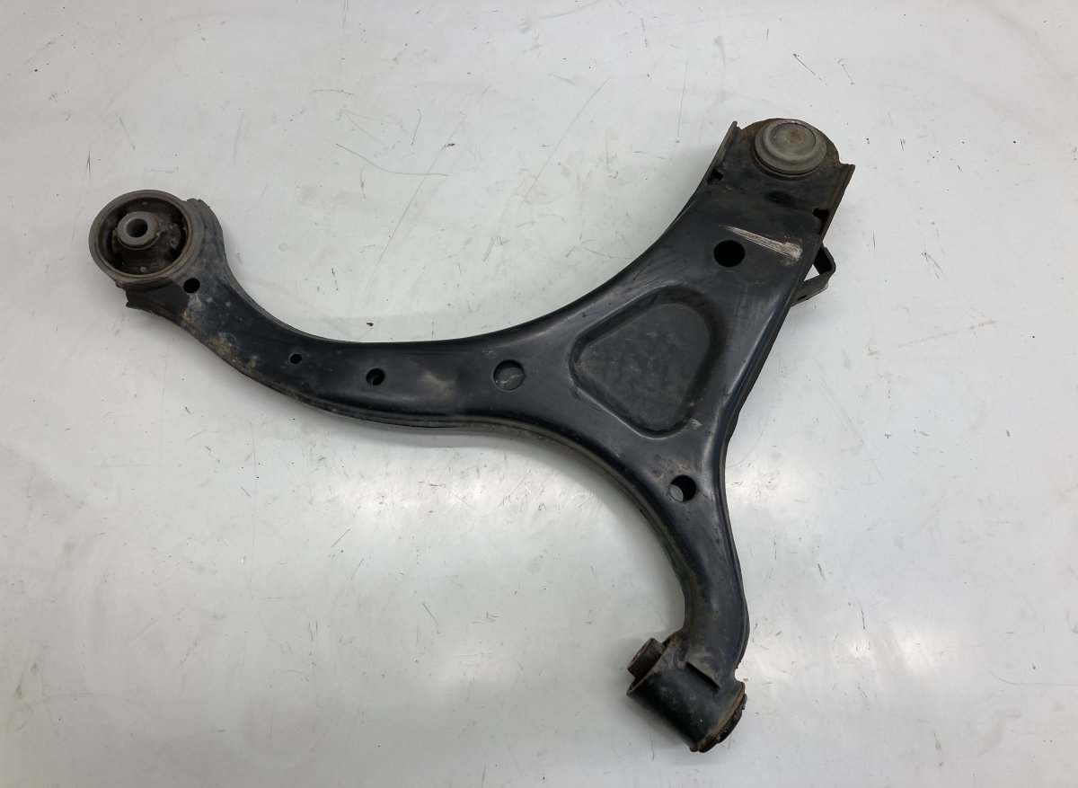 Kia Sorento Front Axle Track Control Arm lower left 545002BXXX 545002B000 Front Axle Track Control ...
