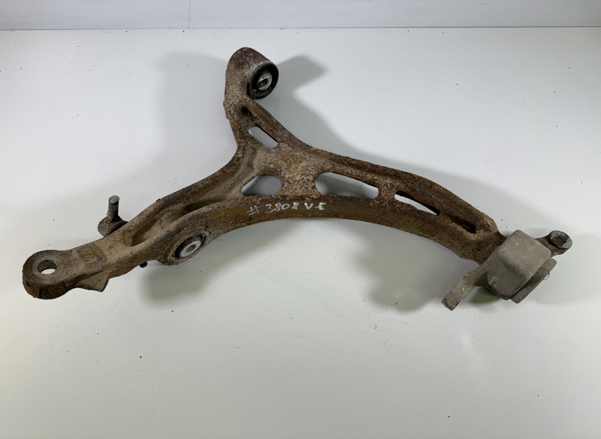 Jeep Grand Cherokee (WK) Front Axle Track Control Arm lower left 68022601AD Front Axle Track Control Arm lower l...