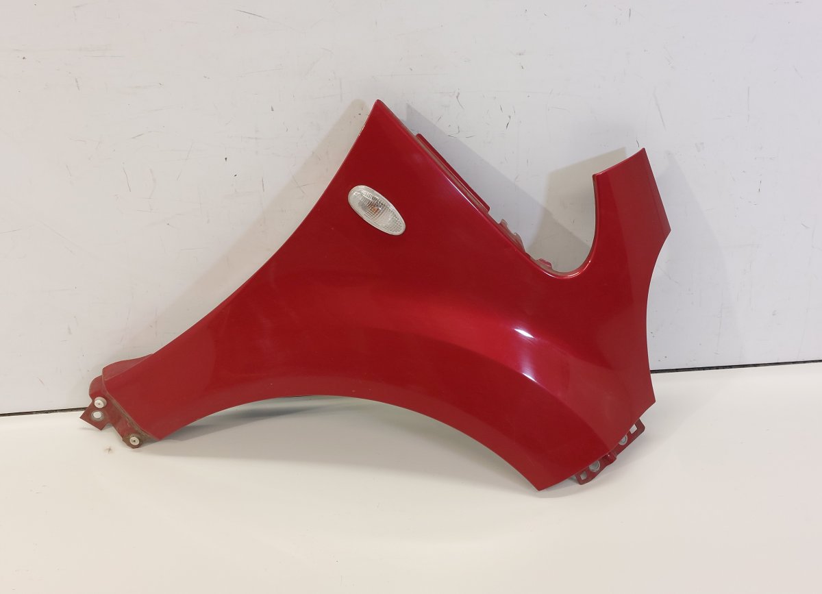 Mitsubishi i, MiEV Fender Front Right