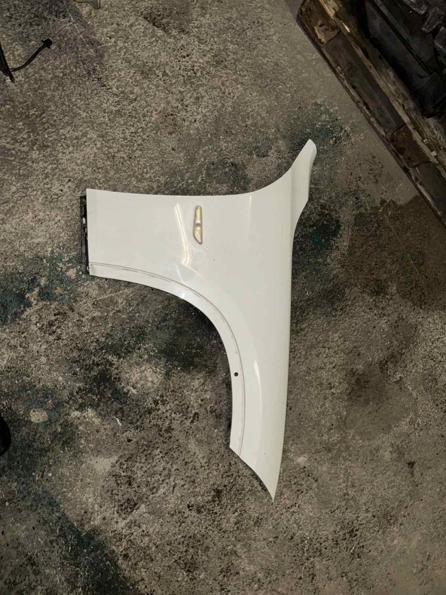 BMW X1 (E84) Fender Front Right Fender Front Right BMW X1 (E84) (2009-2015)

Ge...