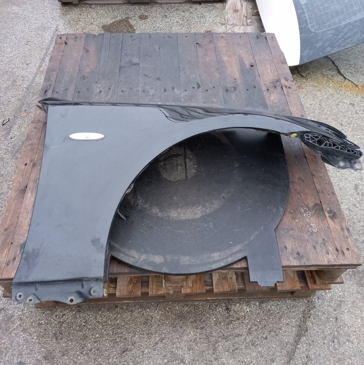 Lexus IS Fender Front Right Fender Front Right LEXUS IS II (XE20) (2005-201...