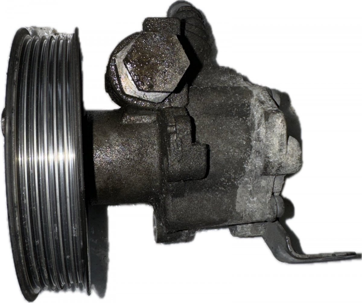 BMW X1 (E84) насос усилителя рулевого управления Power steering pump BMW X1 (E84) (2009-2015)

P...