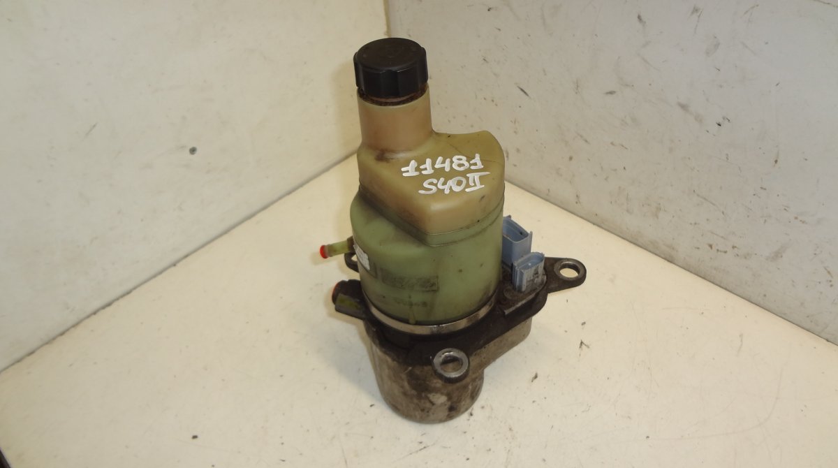 Volvo C30 roolivõimendi pump 9V613K514A Power steering pump VOLVO S40 / V50 ...