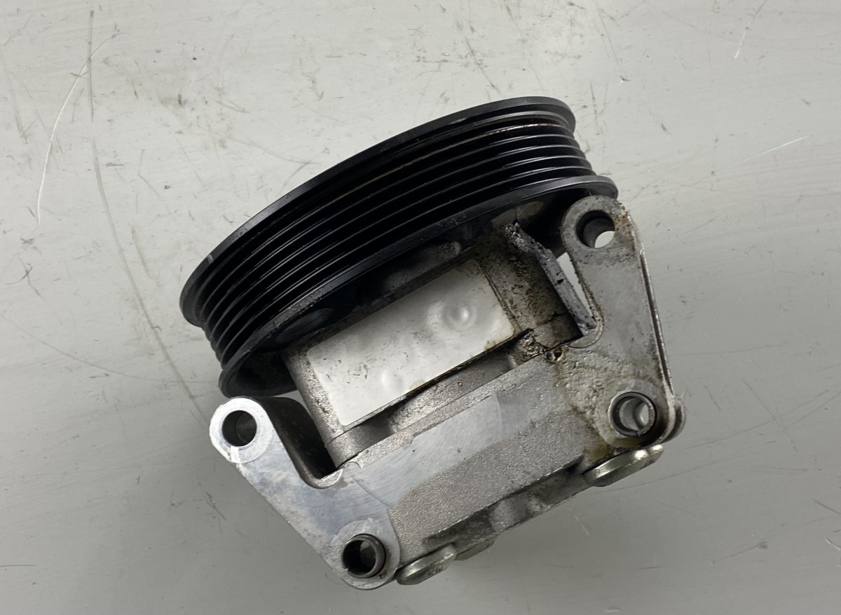 Volvo XC60 roolivõimendi pump Power steering pump VOLVO XC60 I (2008-2017)

P...