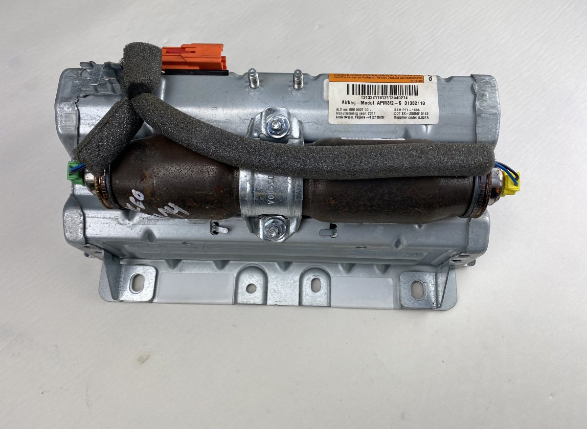 Volvo XC60 kõrvalistuja turvapadi T3133211812113540274 Passenger Airbag VOLVO XC6...