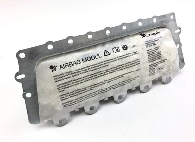 608739301 39914702307 39914702306 39914702303 Passagerarkrockkudde BMW 7 (F01, F02) (2008-2016)