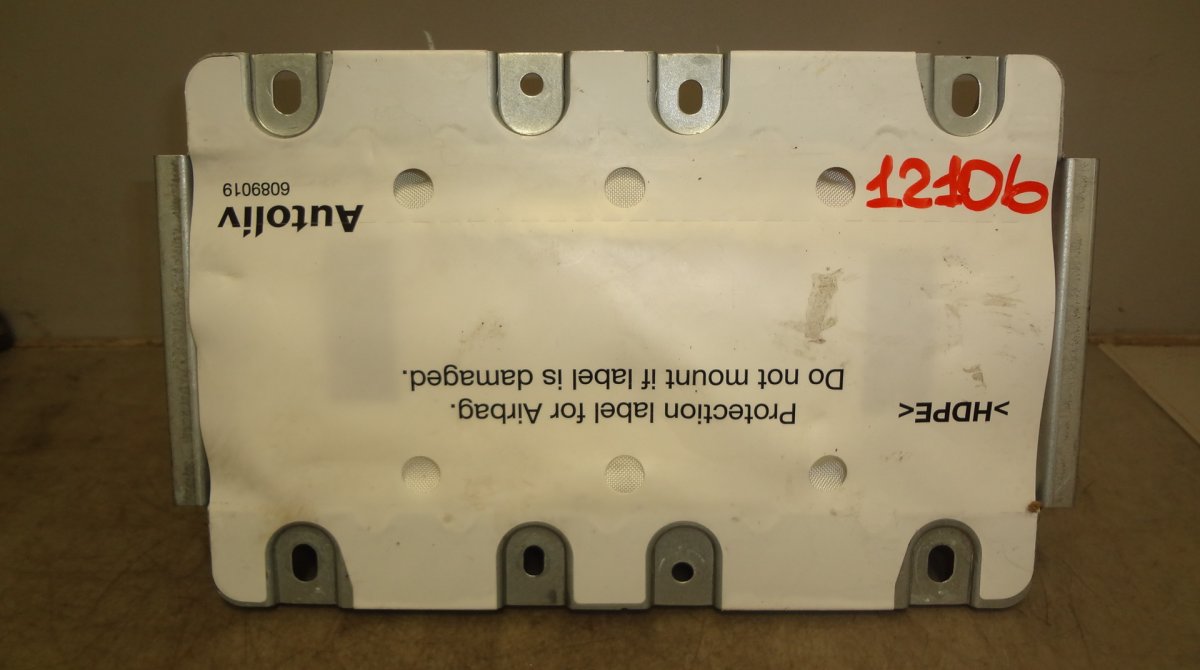 Volvo XC60 kõrvalistuja turvapadi Passenger Airbag VOLVO XC60 I (2008-2017)

Part...