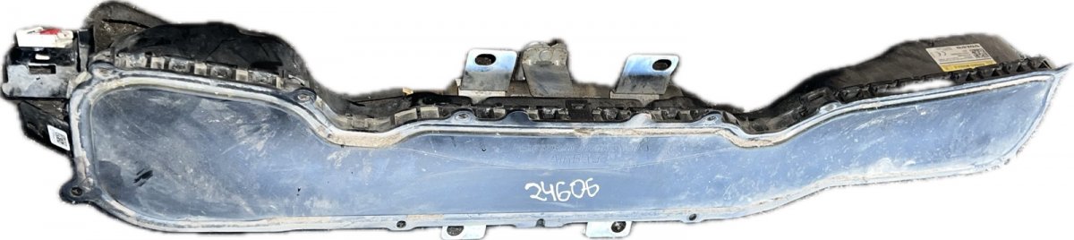 Volvo V40 Pedestrian / bonnet airbag Pedestrian / bonnet airbag VOLVO V40 (2012-2019...