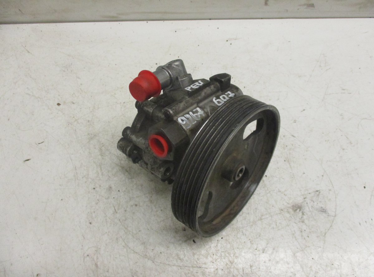 Peugeot 607 насос усилителя рулевого управления Power steering pump PEUGEOT 607 (9D, 9U) (2000-...