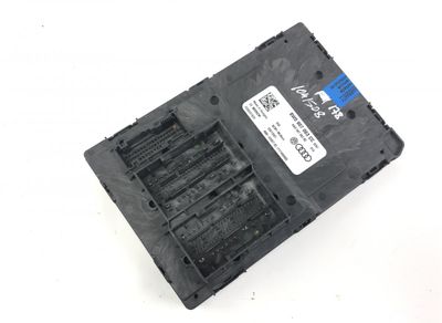 F005V01923 Блок за управление на бордовото захранване AUDI A4 (8W, B9) (2015-)