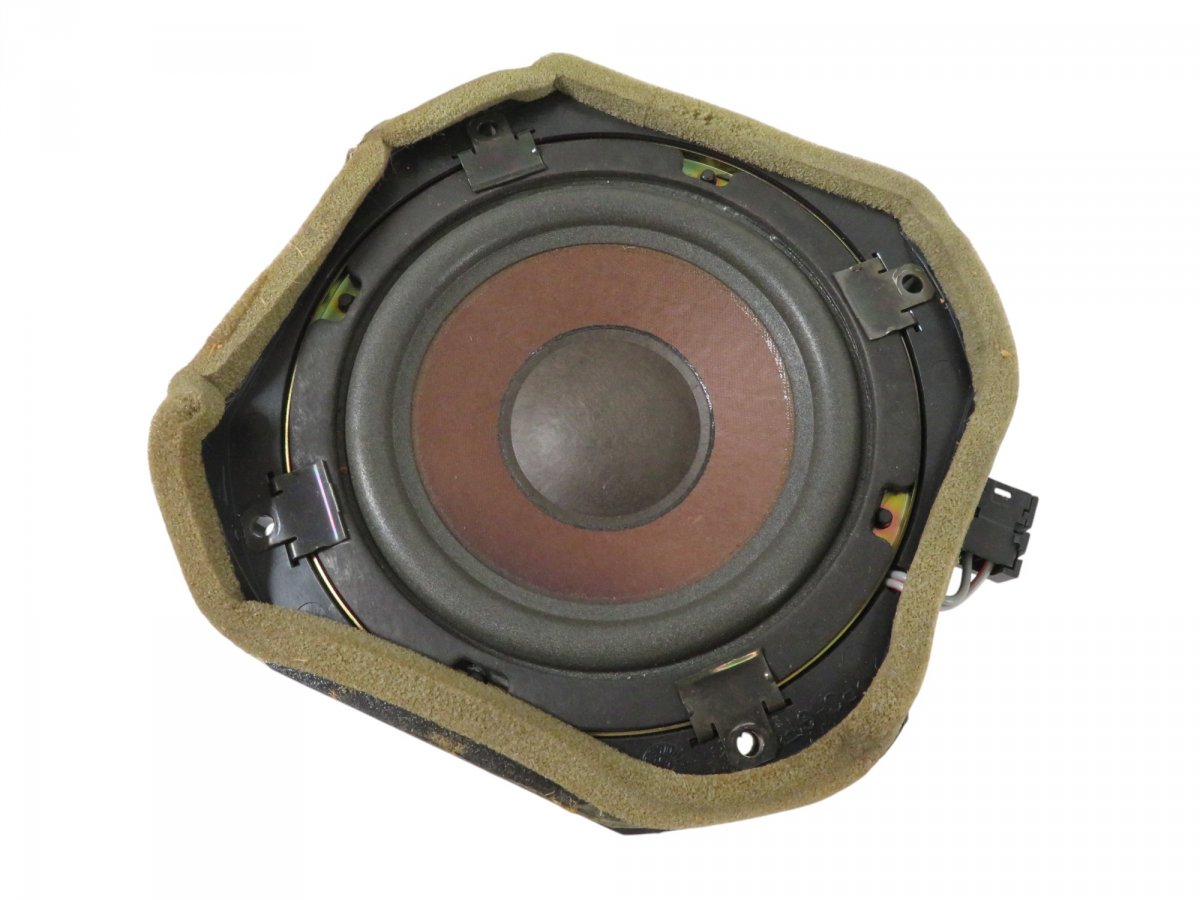 Mercedes-Benz 200 - 500 / E (W124) Lodspeaker in Parcel shlef A1408201802 Lodspeaker in Parcel shlef MERCEDES...