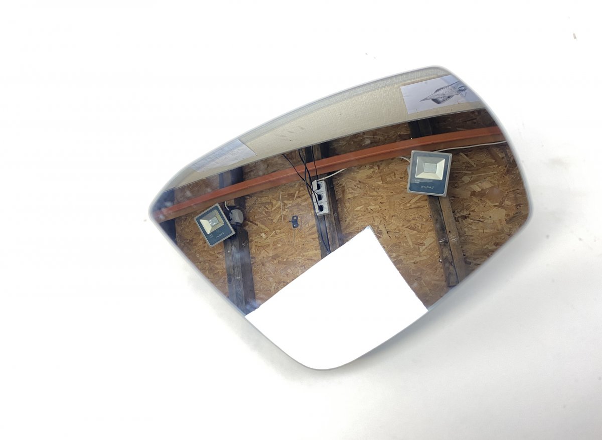 Skoda Octavia Mirror glass right 5E0857522C Mirror glass right SKODA OCTAVIA III...