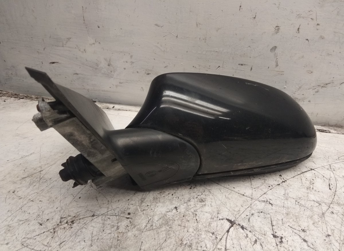 BMW 1 (E81 / E82 / E87 / E88) mirror left Mirror left BMW 1 (E81, E82, E87, E88) (2003-20...