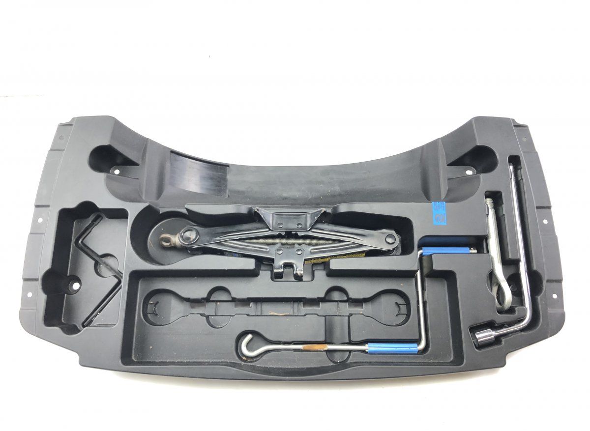 0911150051 Jack LEXUS SC (Z30, Z40) (2001-2010)