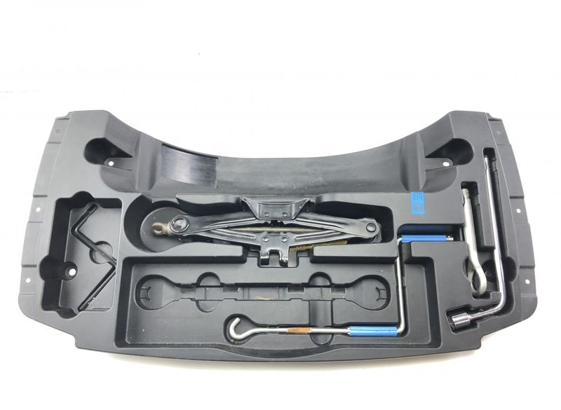 0911150051 Jack LEXUS SC (Z30, Z40) (2001-2010)