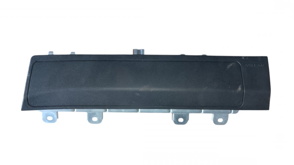 Mercedes-Benz CLA (C117) Knee Airbag Front Left 617379600C Knee Airbag Front Left MERCEDES-BENZ...
