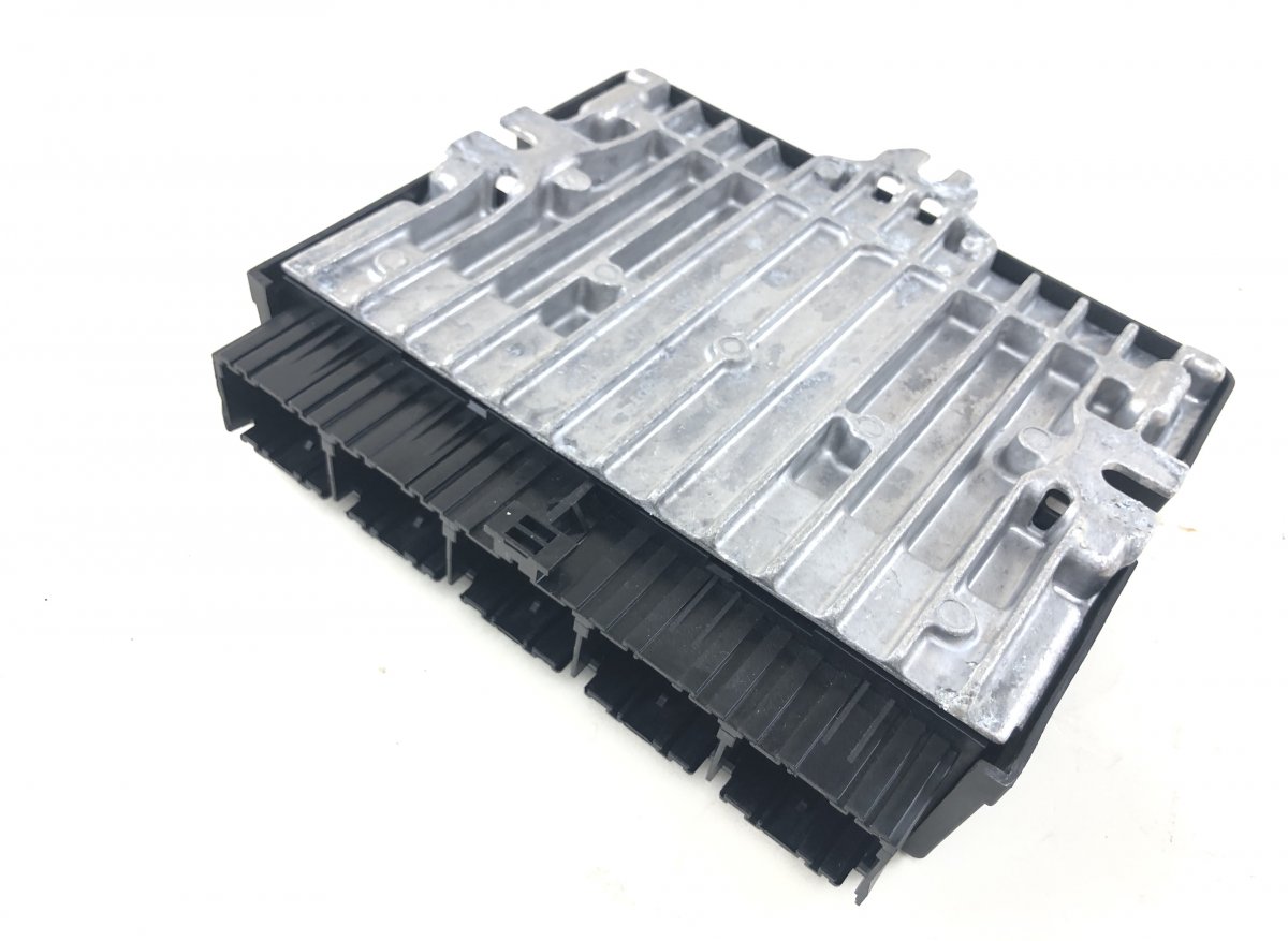 Land Rover Range Rover (L405) Level/air suspension control unit LR061457 Level/air suspension control unit LAND...