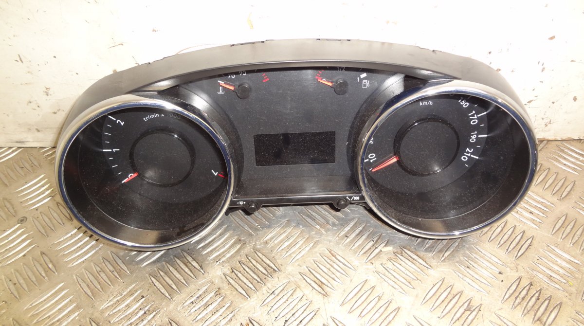Peugeot 3008 приборы Instrument Cluster PEUGEOT 3008 I (T84) (2009-2...
