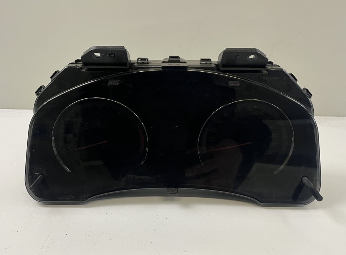 Toyota Avensis (T27) mittaristo 8380005K40 MB257440-6817 Instrument Cluster TOY...