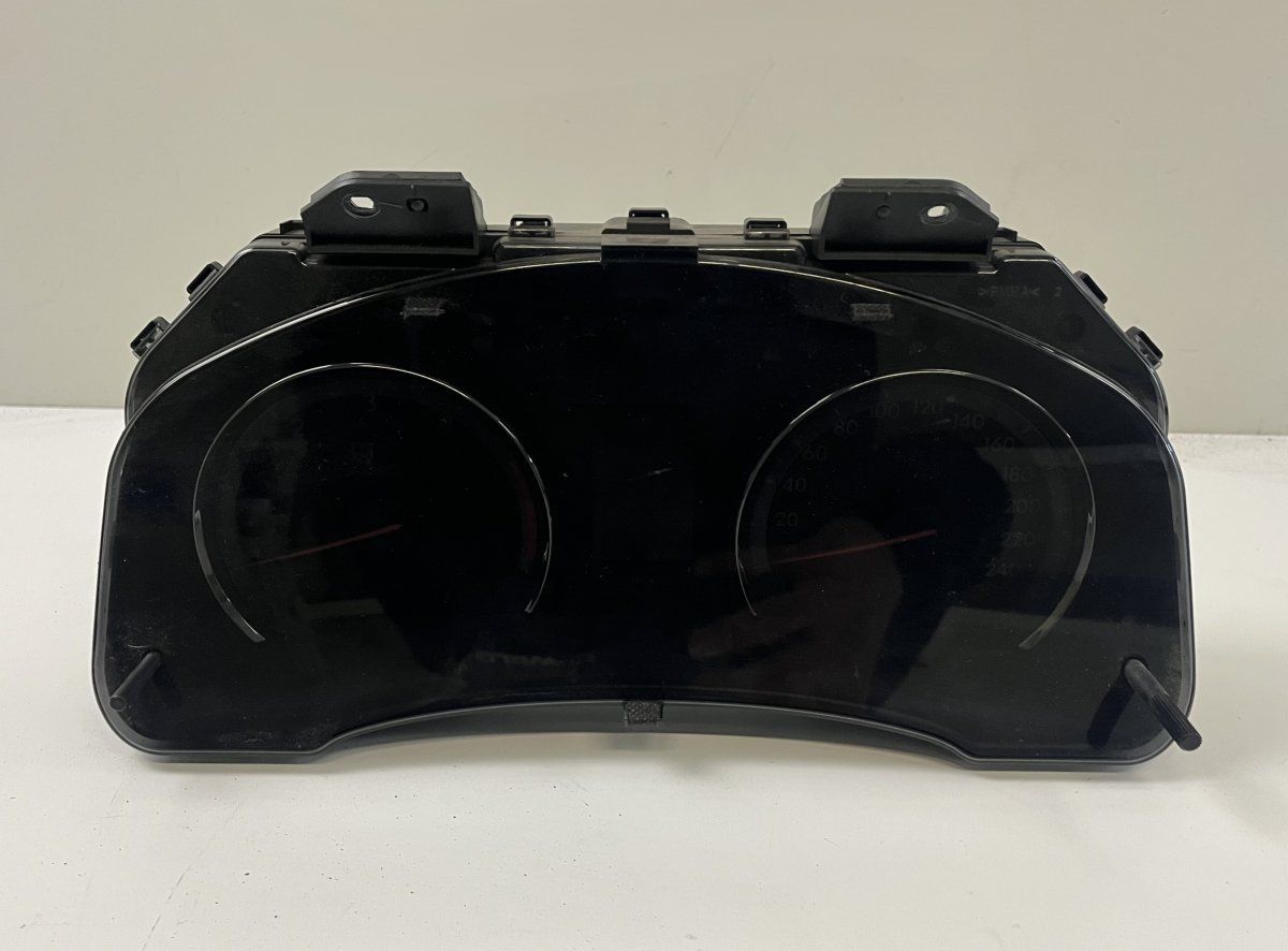 8380005K40 MB257440-6817 Instrumentu bloks TOYOTA AVENSIS (T270) (2009-2018)