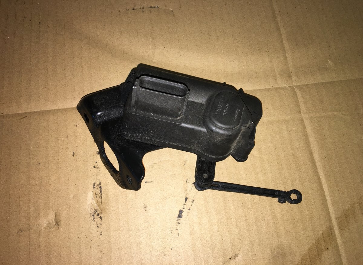 Volvo V70 Intake manifold electric flap motor Intake manifold electric flap motor VOLVO XC70 ...