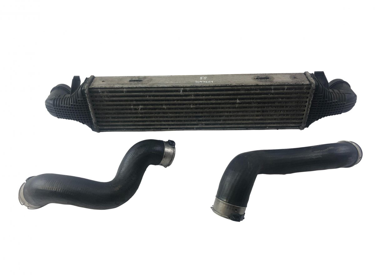 Mercedes-Benz C (W204) Välijäähdytin / Intercoolerin  A2045000200 Intercooler MERCEDES-BENZ E-CLASS C...