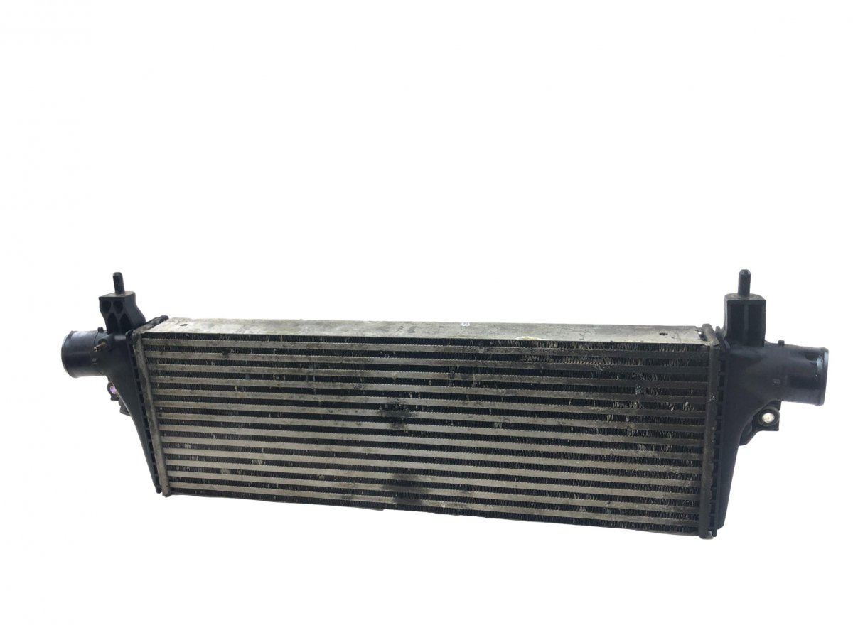 Toyota Hilux Välijäähdytin / Intercoolerin  179400L130 Intercooler TOYOTA HILUX VIII (AN110...
