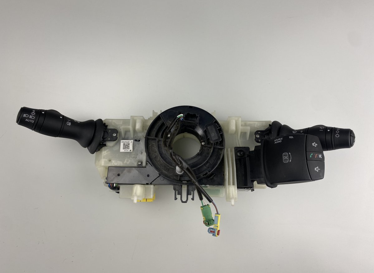 Renault Megane Indicator/wiper/slip ring switch (stalk) 255670042R-B 255670042R--B 25529492R Indicator/...