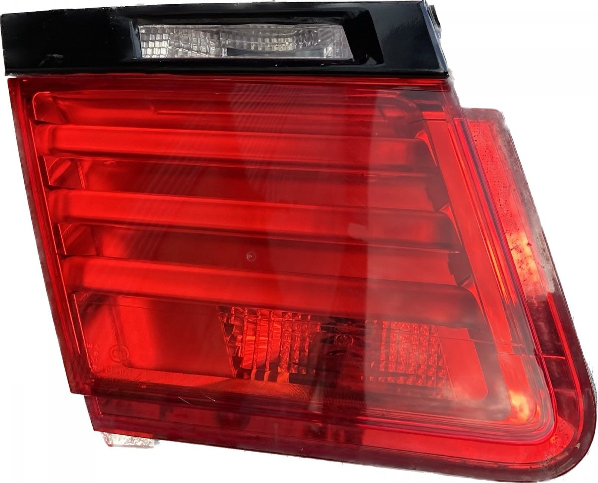 BMW 7 (F01 / F02 / F03 / F04) Inner tail light, left Inner tail light, left BMW 7 (F01, F02) (2008-2...