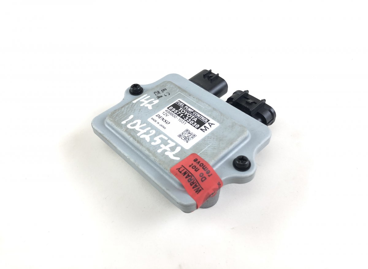 Lexus ES Injection Pump Control Unit 4998001031 499800-1031 Injection Pump Control U...