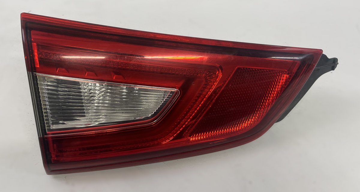 Nissan Qashqai (J11) Inner tail light, left 265554EA5C Inner tail light, left NISSAN QASHQA...