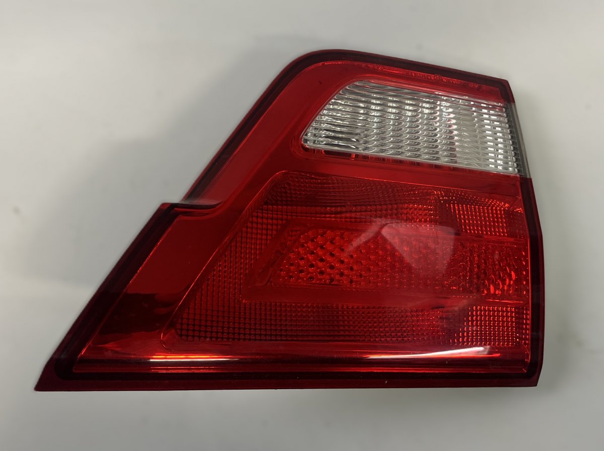 Jeep Grand Cherokee (WK) Inner tail light, left 57010275AE Inner tail light, left JEEP GRAND CH...